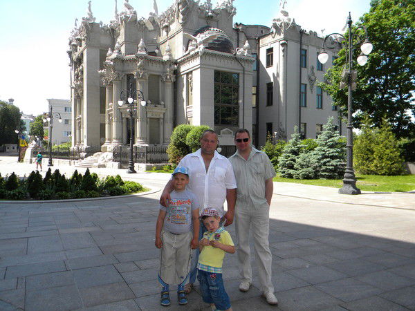 Олег Козуненко