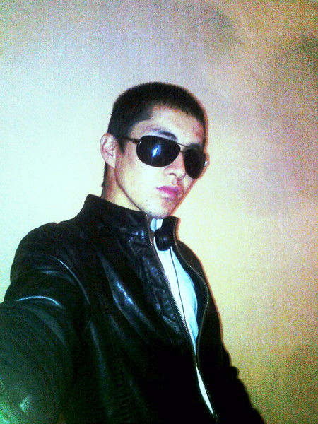 __________ __________