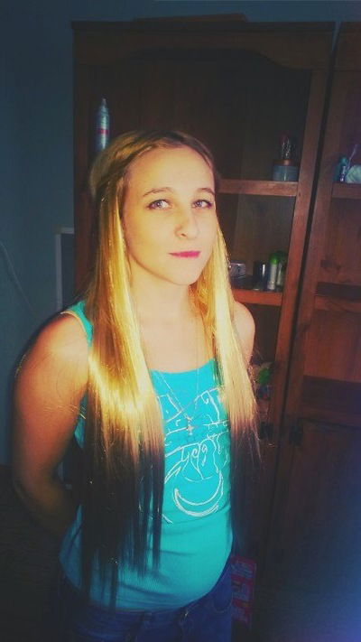 Елена Сурикова