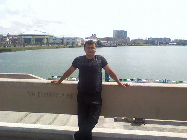 Александр Стоценко