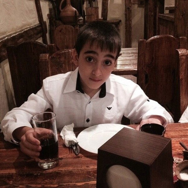 Нарек Микоян