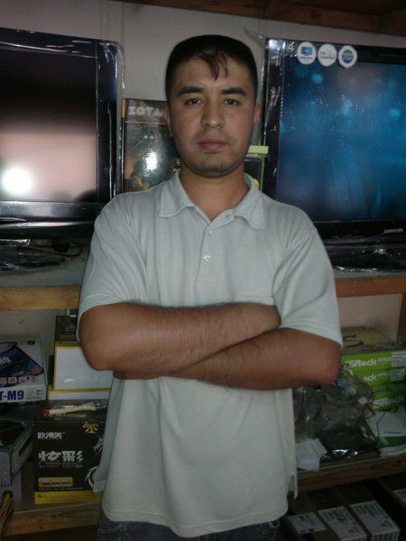 Ильхом Кучкаров