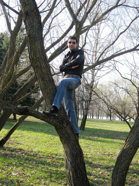 Александр ...