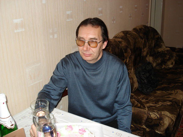 Михаил Антонов