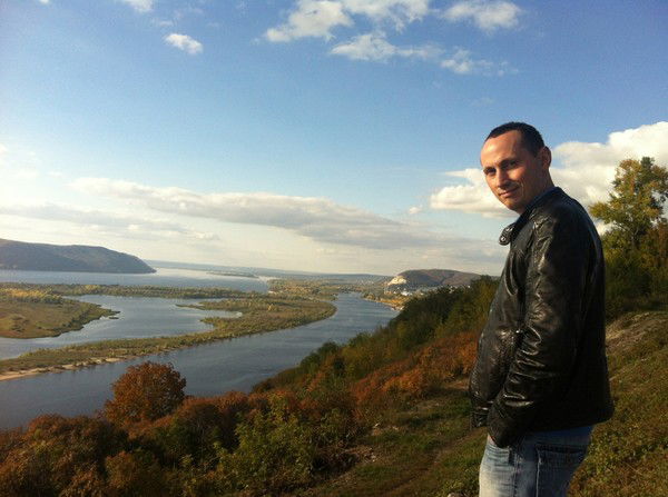 Роман Лазуренко