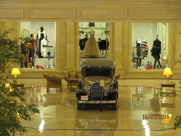 Игорь Любомирский