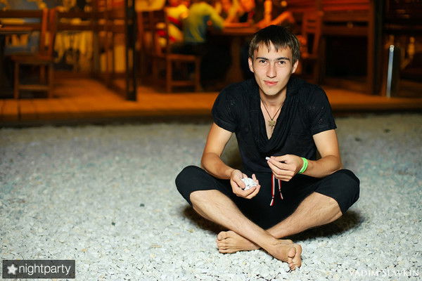 Дамир Ага Разбежался