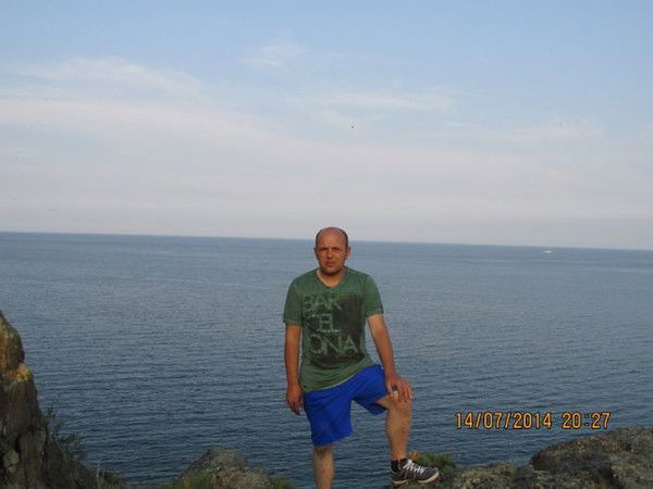 Олег Плешаков