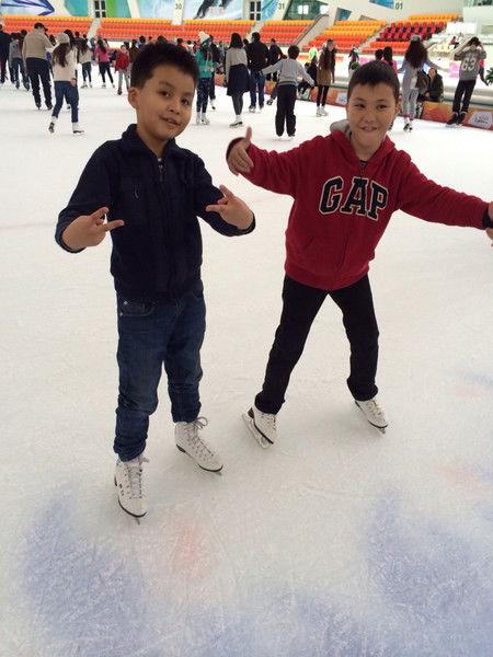 Аманулла Тлеубердиев