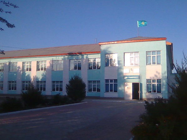 Б. Момышулы Мектеби