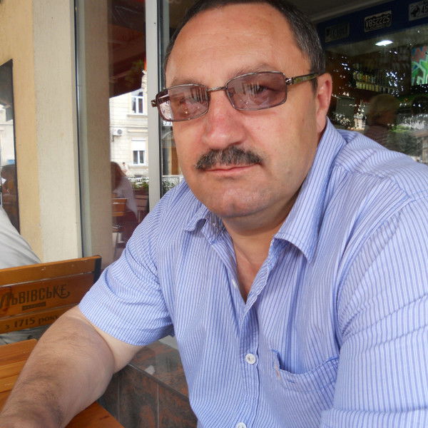 Леонид Папиж