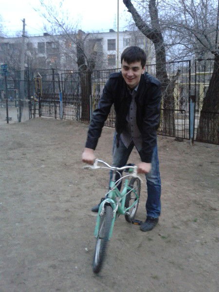 Анатолий Левшин