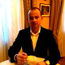 Денис Попов