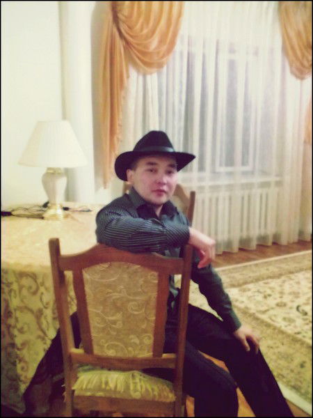 Айбек Асылбеков