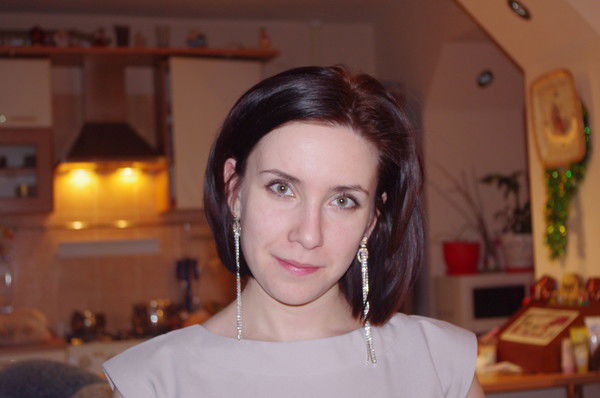 Анна Комиссарова