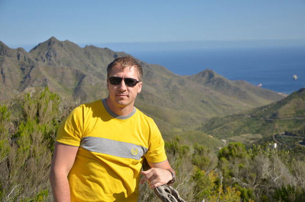 Александр Мирошниченко