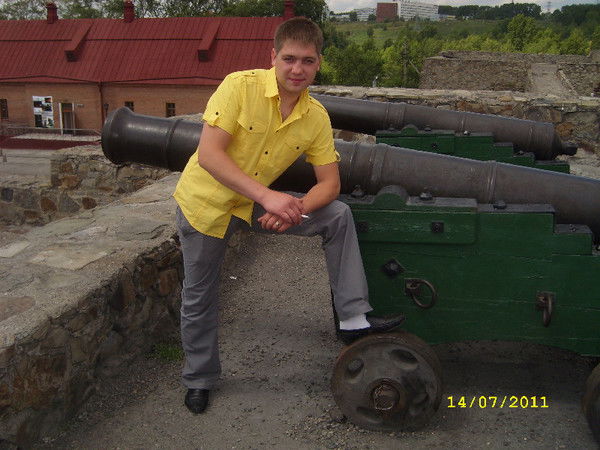 Максим Быков