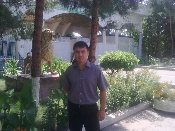 Хуршид Абдурахманов