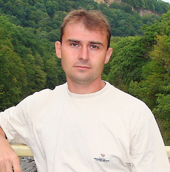 Александр Бобков