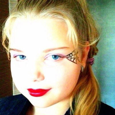 Лиза Давыденко