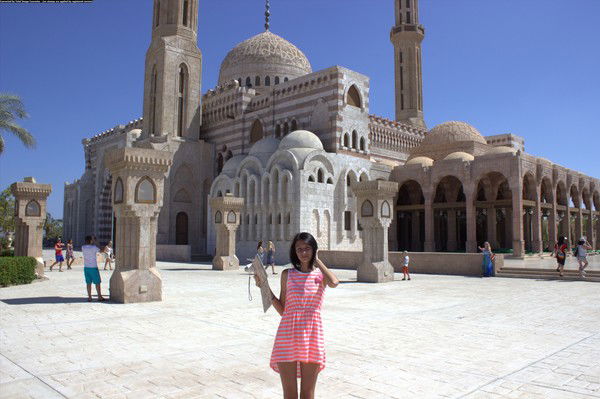 Лелька Махиненнко