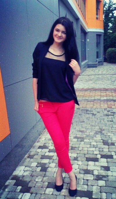 Наташа Байбарза