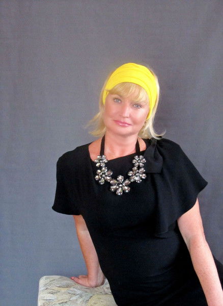 Елена Попова