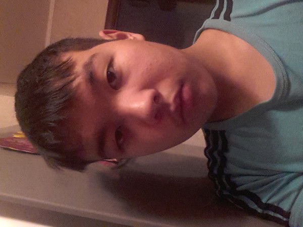 Ислам Ахметов