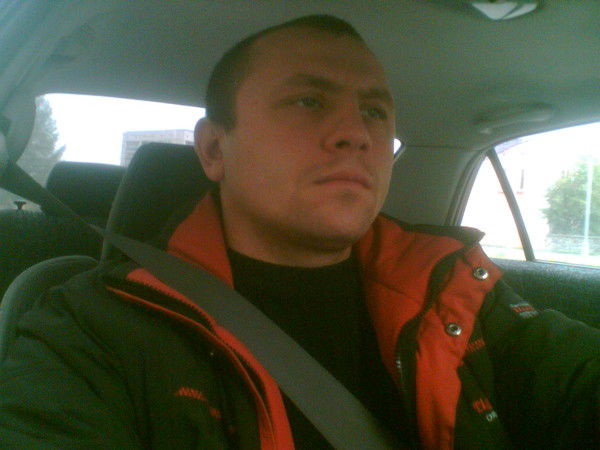 Анатолий Петров