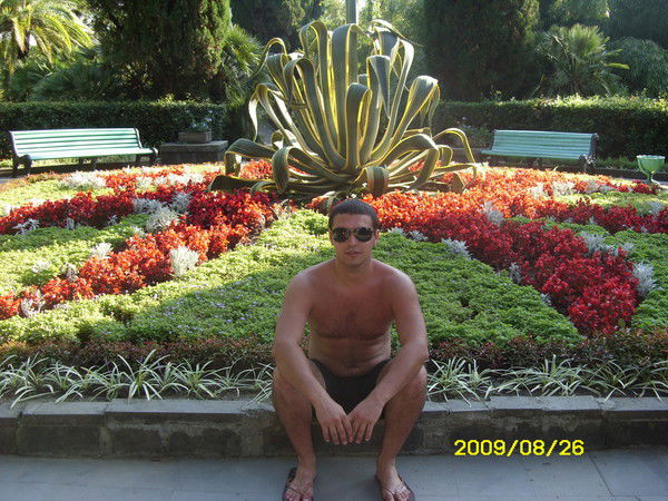 Антон Антонов