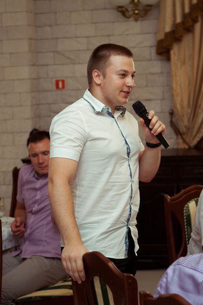 Андрей Мельник