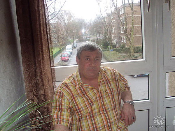 Юрий Крамер