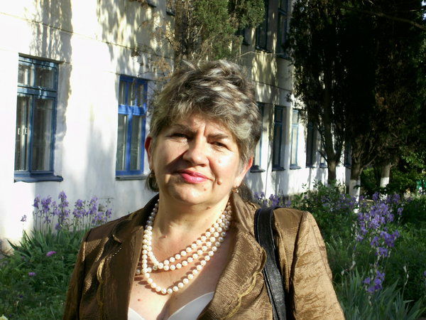 Людмила Хахалина