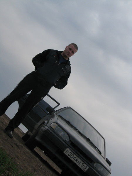 Антон Медведев