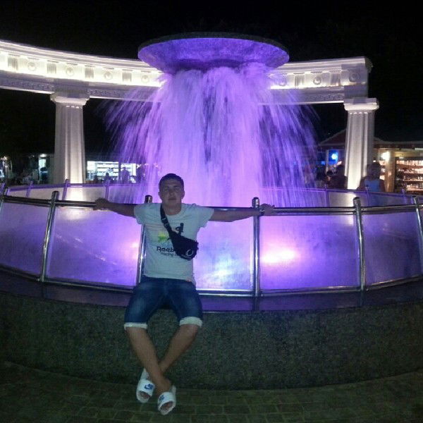 Артём Андронов