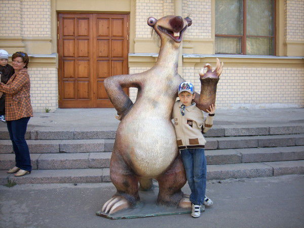 Катя Драгой