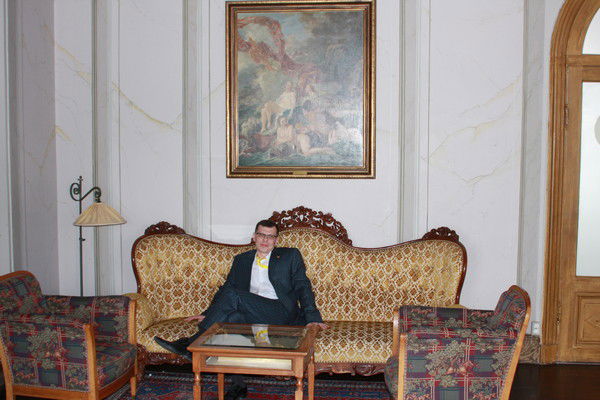 Александр Власов