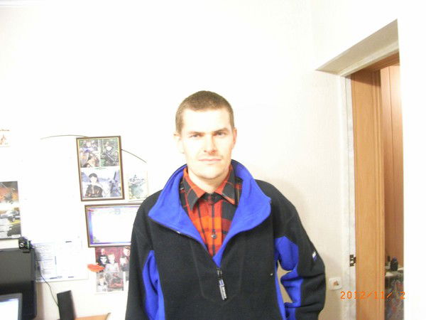 Борис Кариев