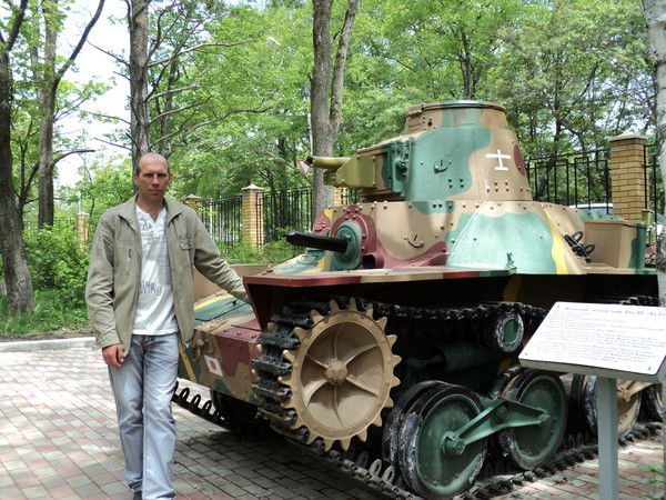 Николай Елисеев