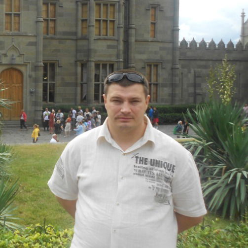 Олег Скалов