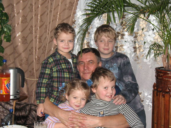 Александр Сальников