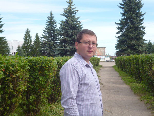 Евгений Лебедев