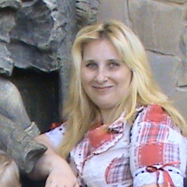 Юлия Понизова