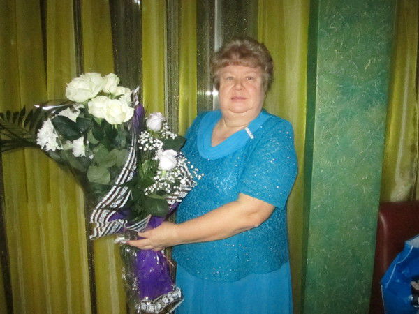 Людмила Кокшарова