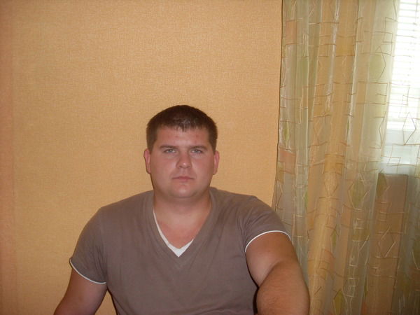 Александр Бондарь