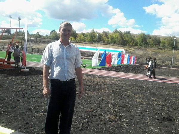 Александр Мельников