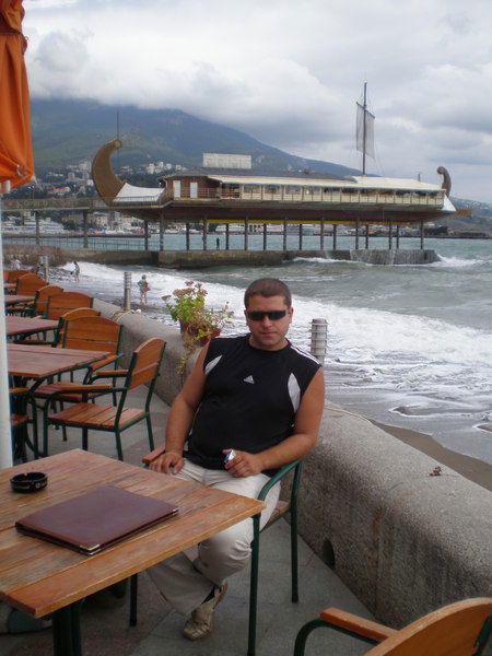 Толик Лущик