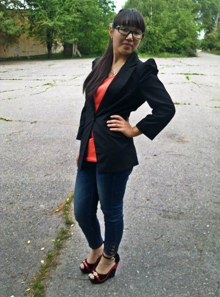 Асель Калмуханова