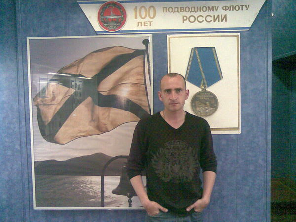 Виктор Неустроев