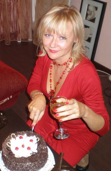 Лариса Супрунова